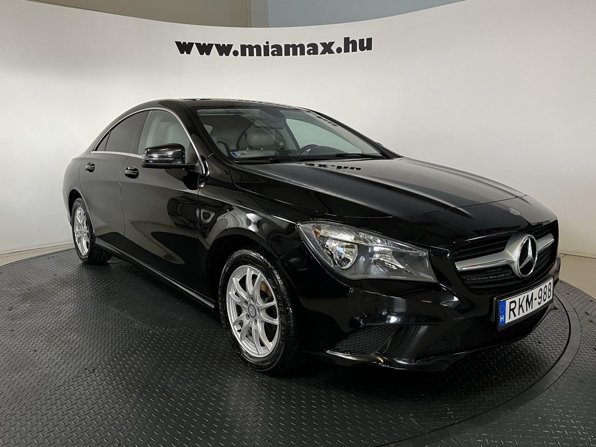 MERCEDES-BENZ CLA 200 CDI d Urban navigáció. tolatókamera. leinformálható. rendszeresen karbantartott